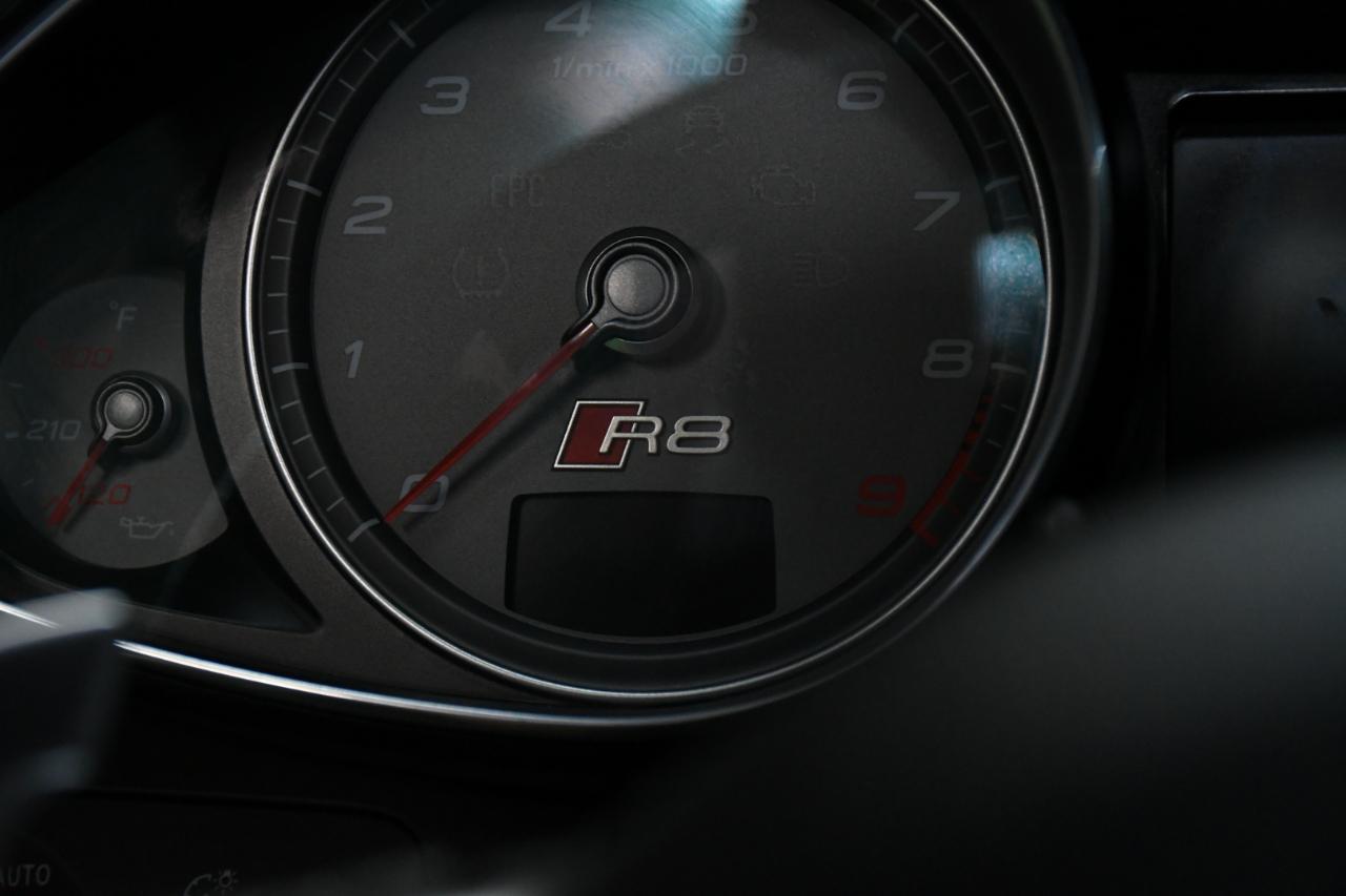 Audi R8 4.2 Coupe quattro Auto R tronic 2014
