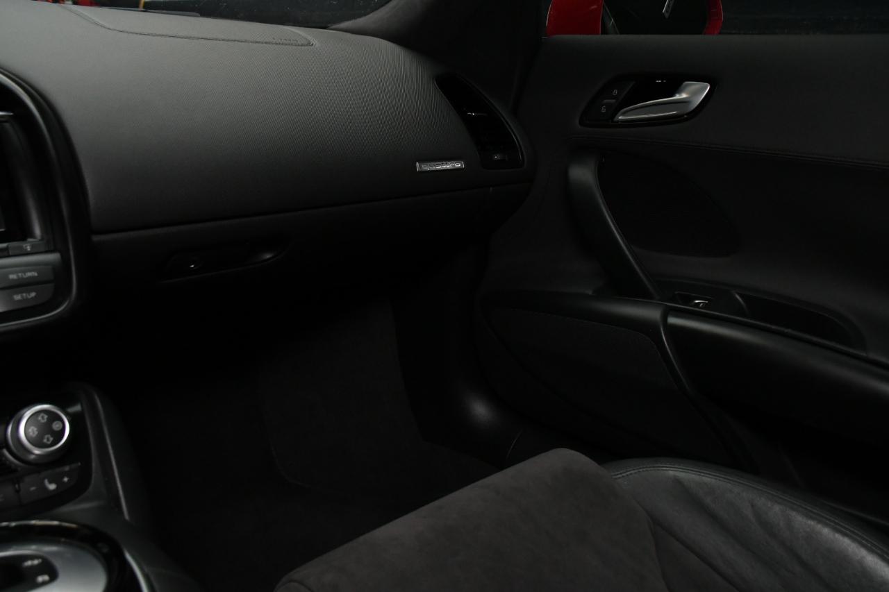 Audi R8 4.2 Coupe quattro Auto R tronic 2014