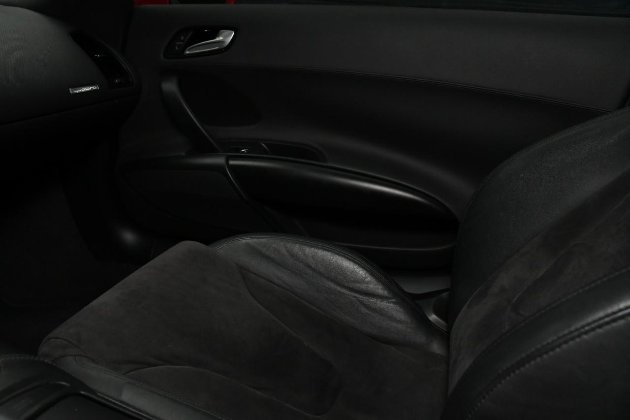 Audi R8 4.2 Coupe quattro Auto R tronic 2014