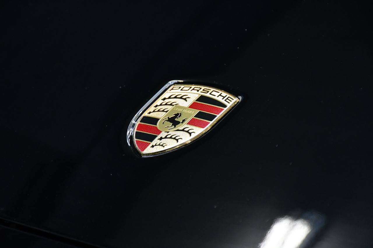 Porsche 911 Carrera 4S 2D Coupe 2020