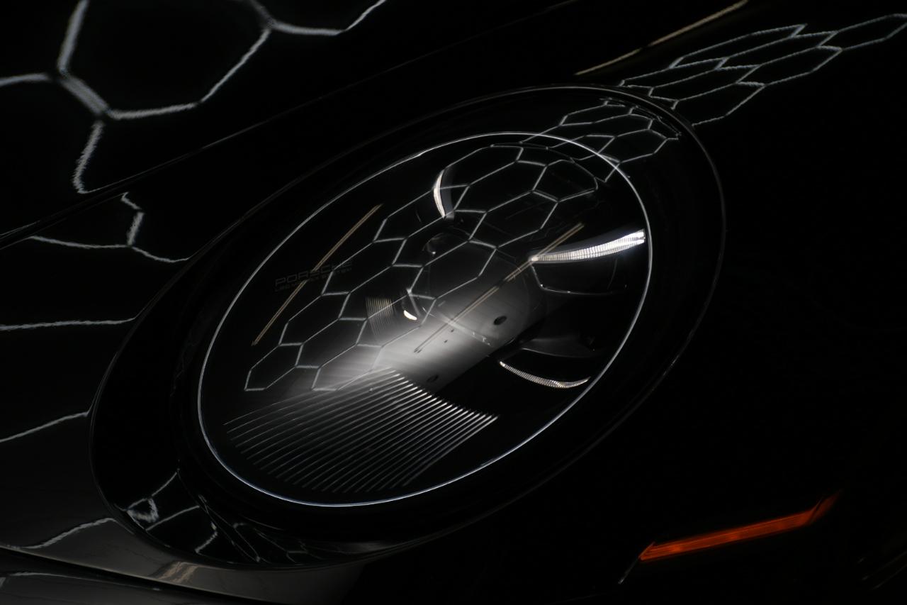 Porsche 911 Carrera 4S 2D Coupe 2020