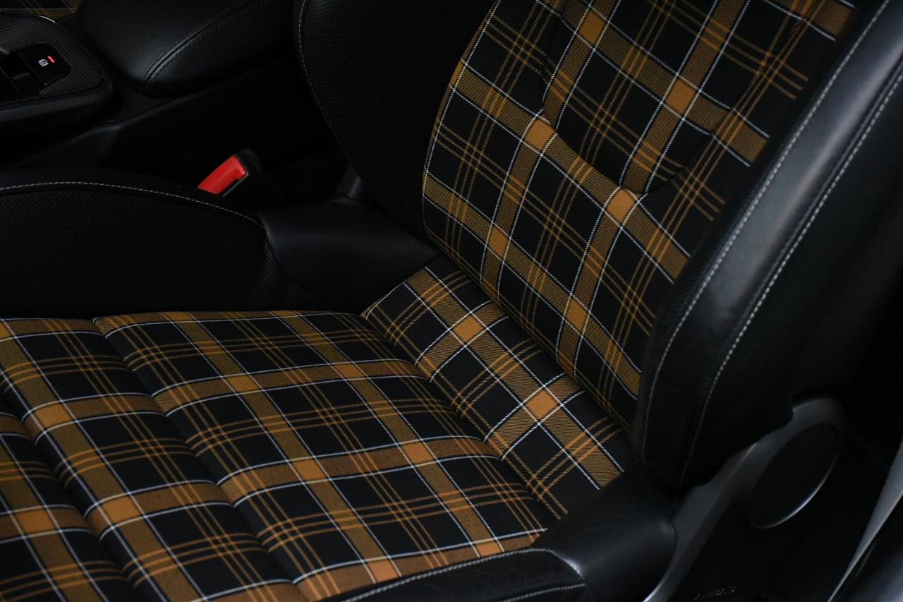 Porsche 911 Carrera 4S 2D Coupe 2020