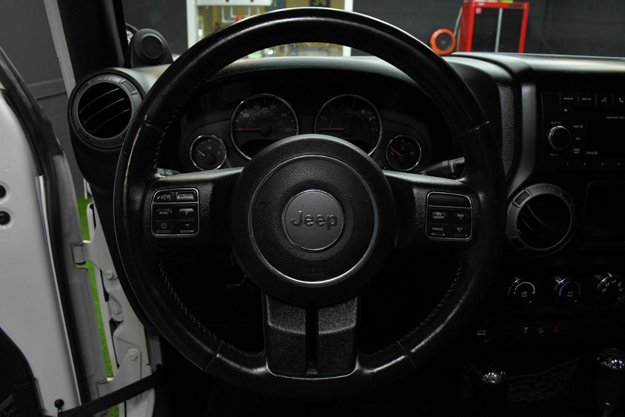 Jeep Wrangler Unlimited Sport 4WD 2013