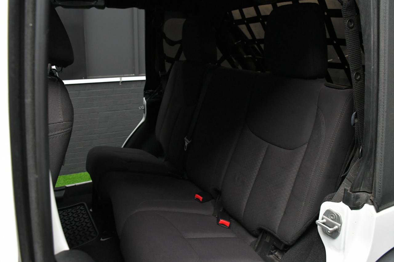 Jeep Wrangler Unlimited Sport 4WD 2013