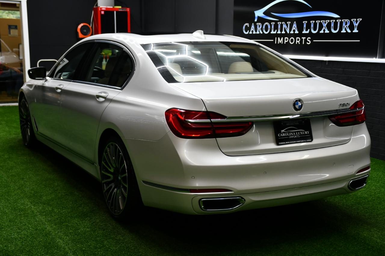 BMW 7-Series 750i 2016