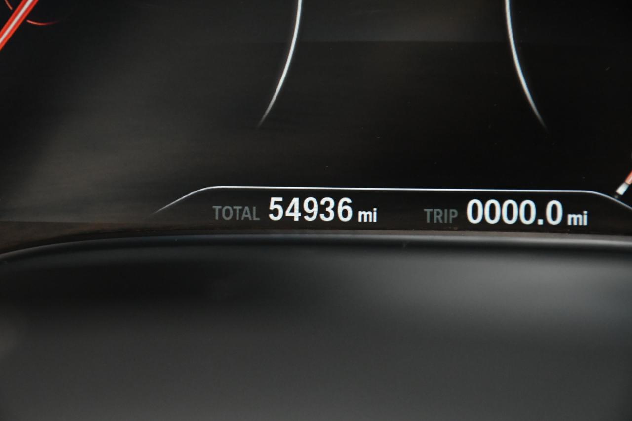 BMW 7-Series 750i 2016