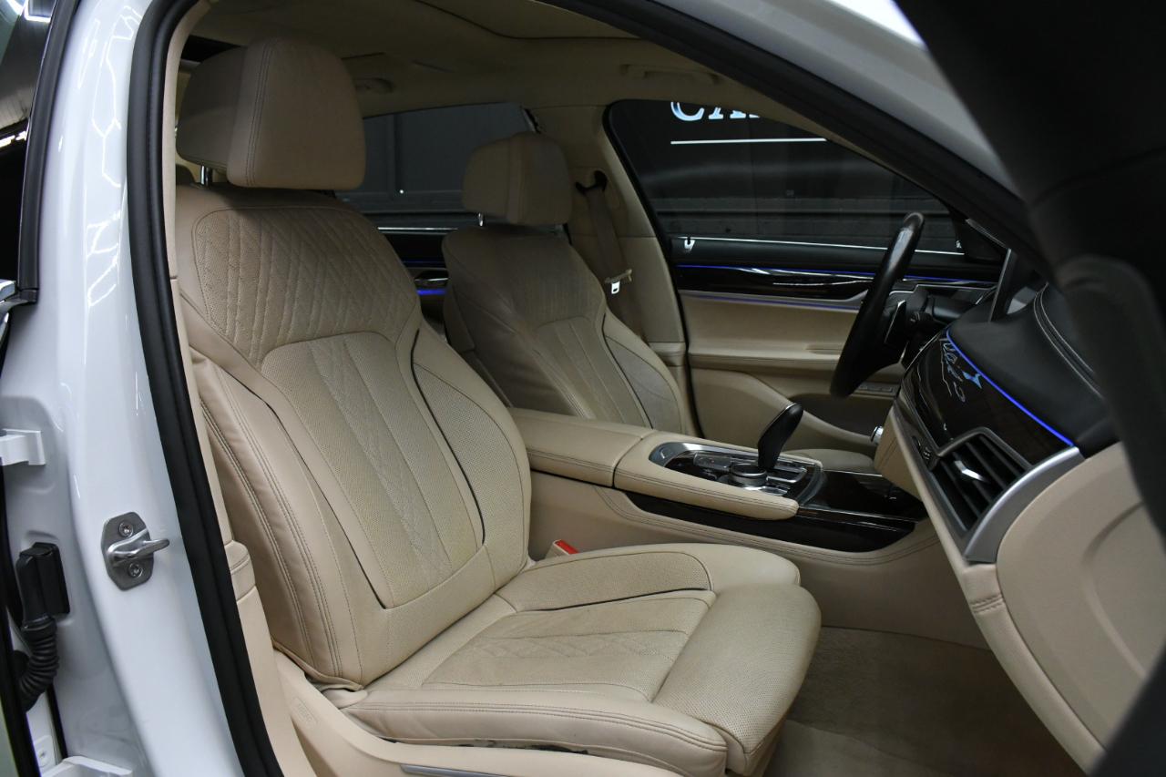 BMW 7-Series 750i 2016