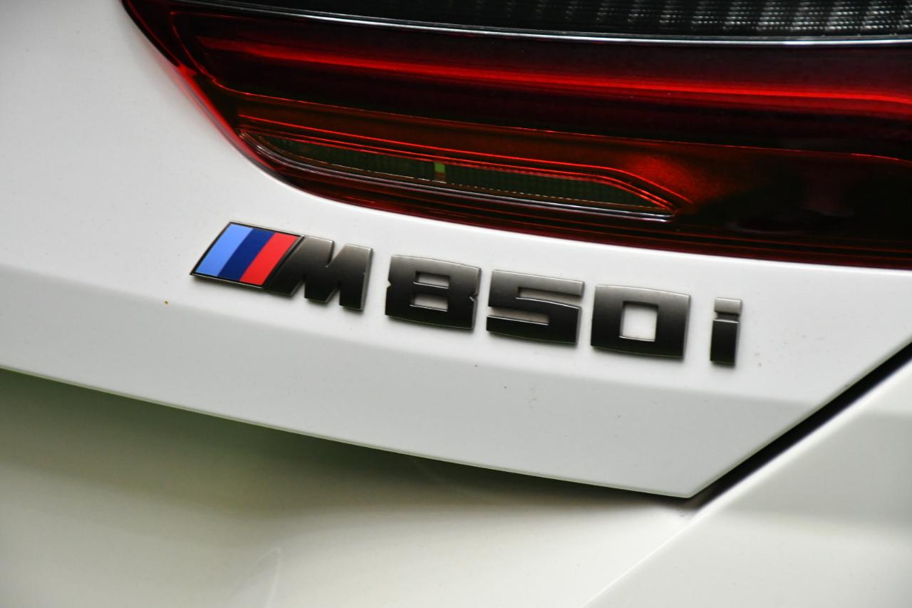 BMW 8-Series M850i xDrive Convertible 2019