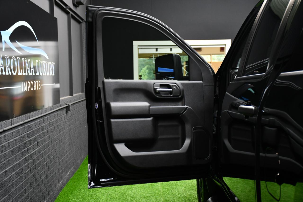 Chevrolet Silverado 2500HD Custom Crew Cab Short Box 4WD 2026