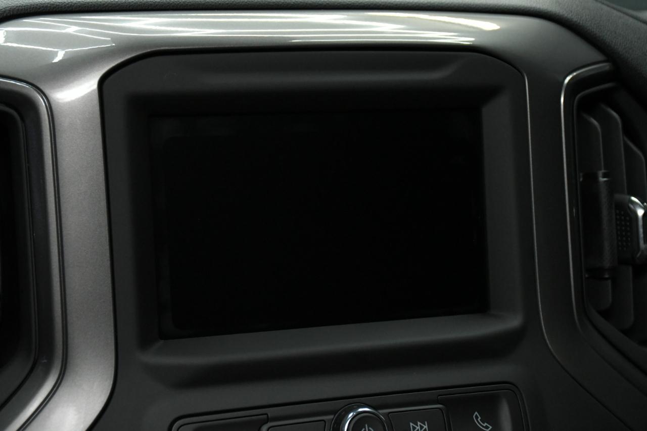 Chevrolet Silverado 2500HD Custom Crew Cab Short Box 4WD 2026
