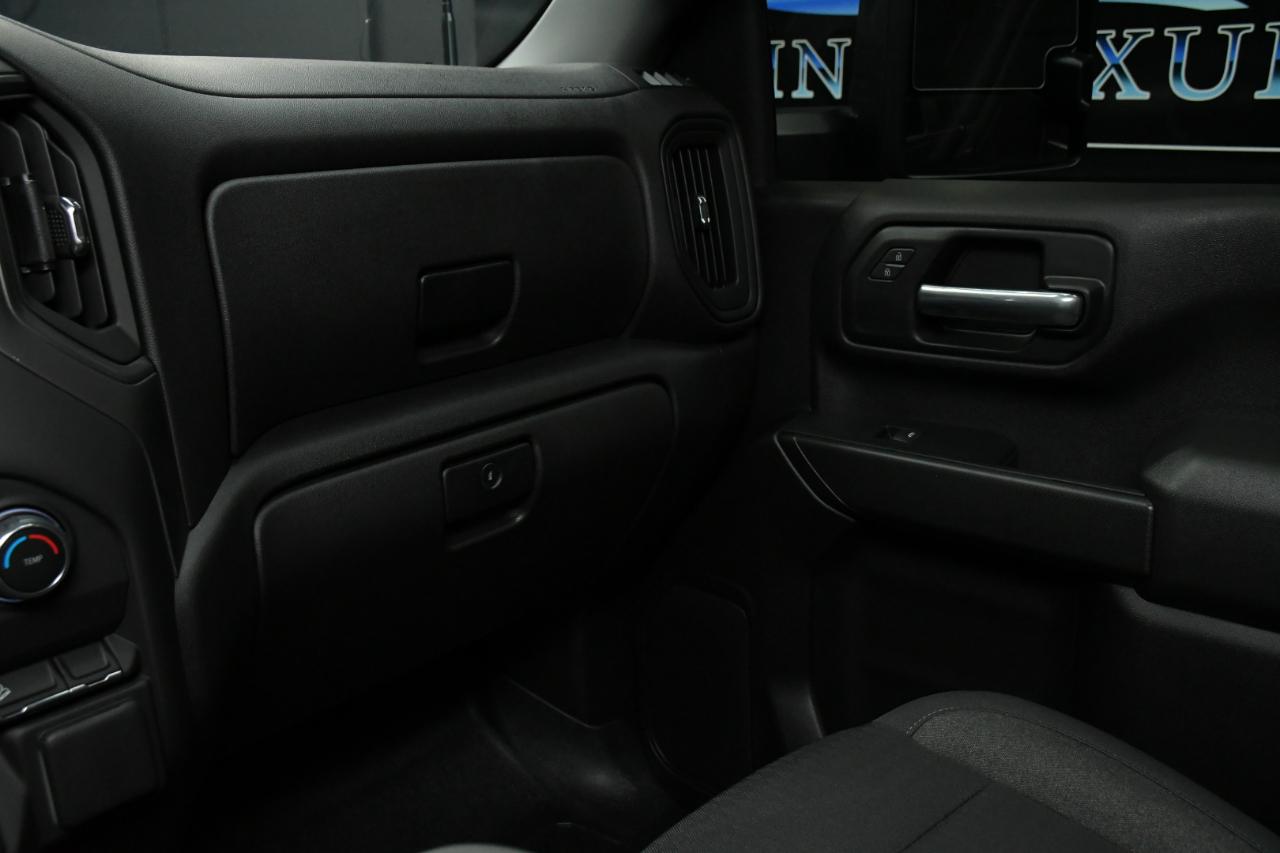 Chevrolet Silverado 2500HD Custom Crew Cab Short Box 4WD 2026