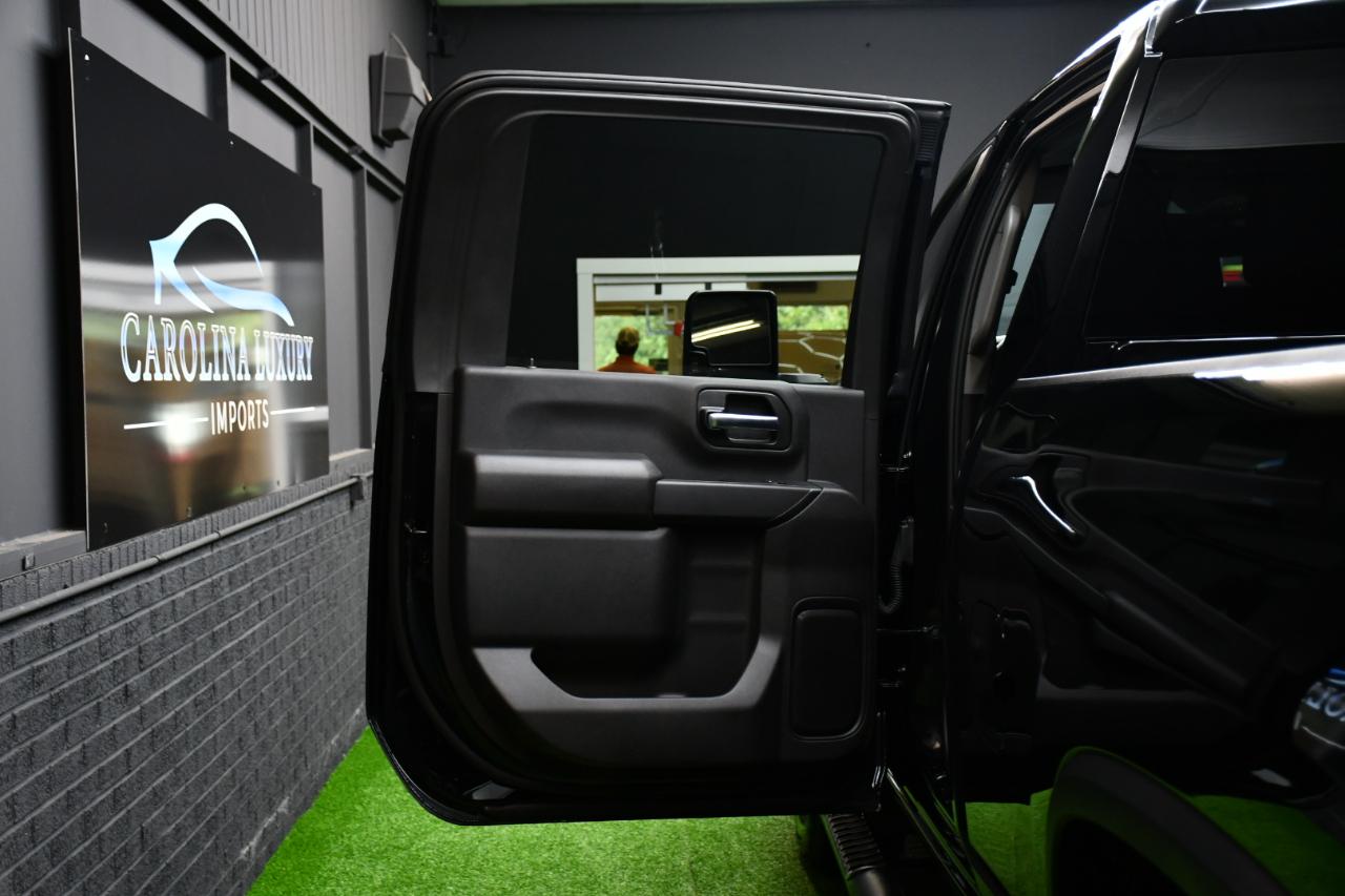 Chevrolet Silverado 2500HD Custom Crew Cab Short Box 4WD 2026