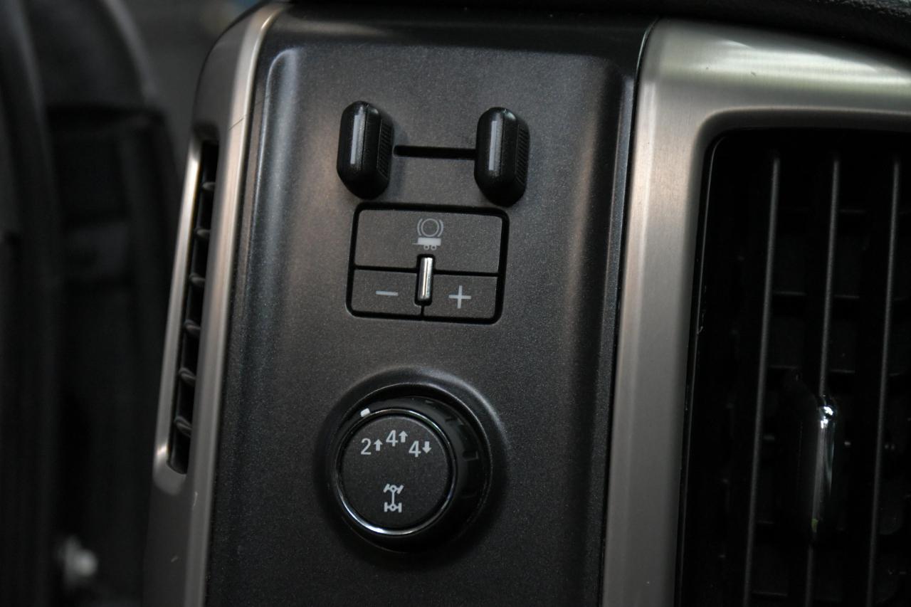 GMC Sierra 2500HD Denali Crew Cab 4WD 2019