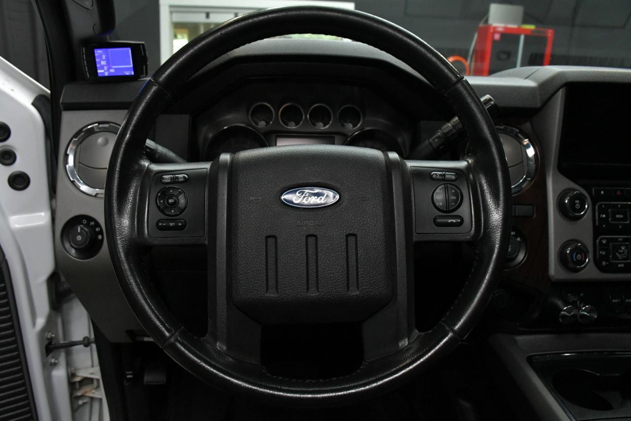 Ford F-350 SD Lariat Crew Cab SWB 4WD 2014