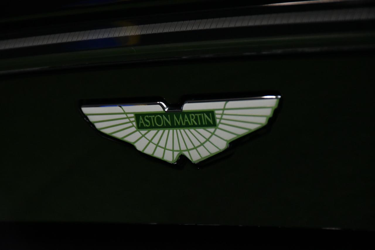 Aston Martin Vantage Base 2020