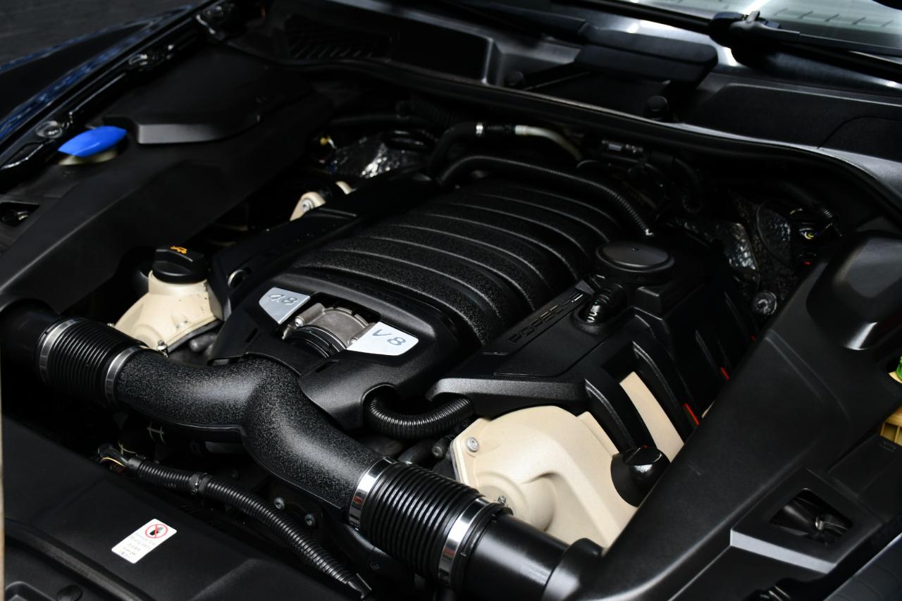Porsche Cayenne S 2014