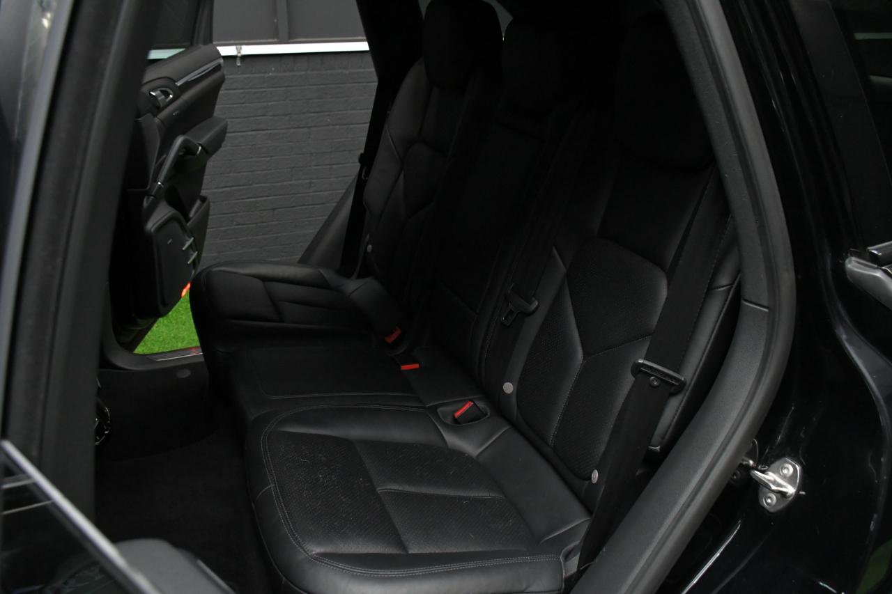 Porsche Cayenne S 2014