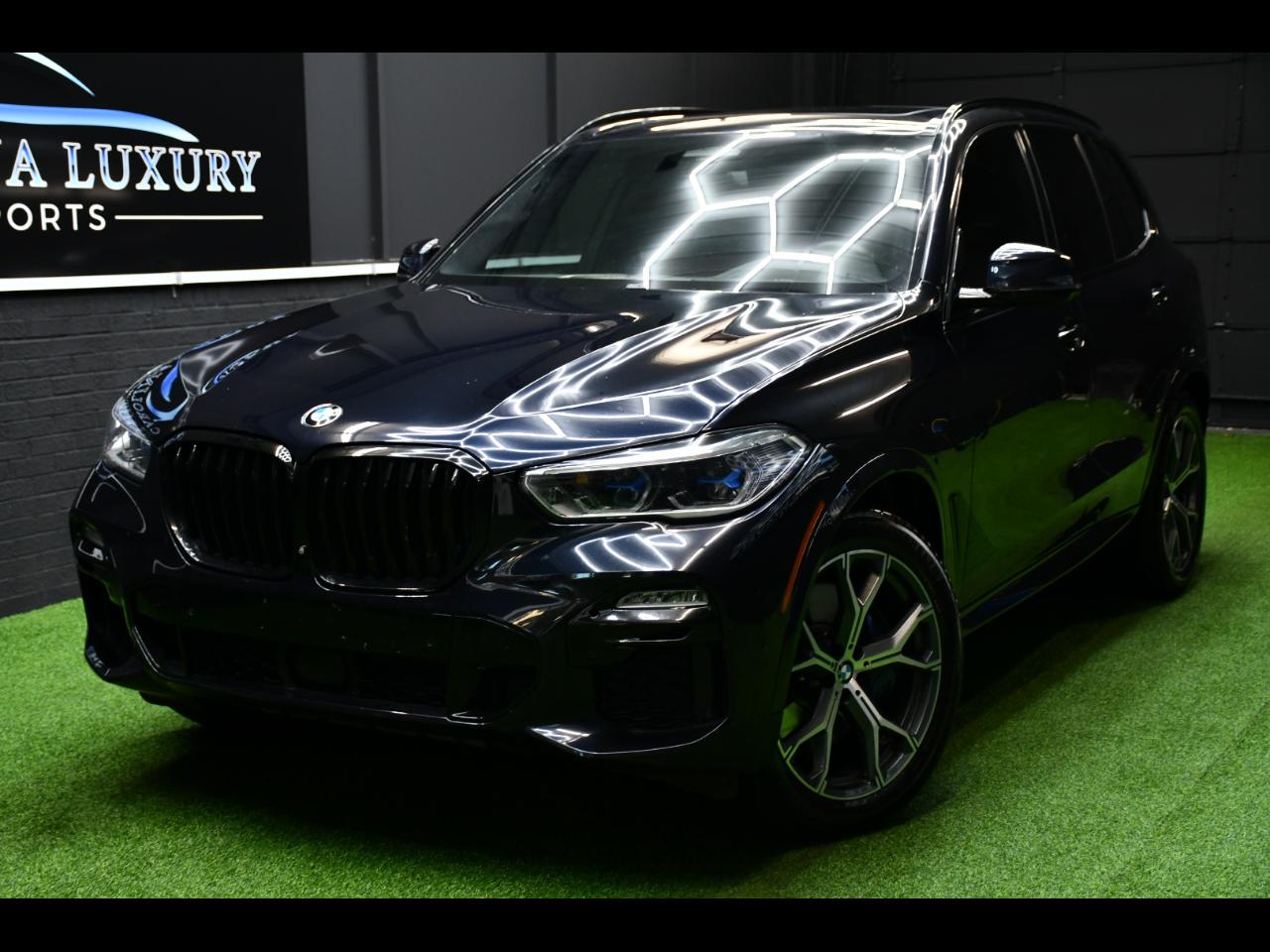 2021 BMW X5 M50i