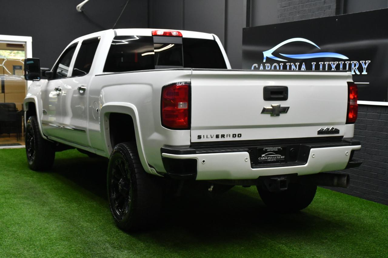 Chevrolet Silverado 2500HD High Country Crew Cab Short Box 4WD 2015