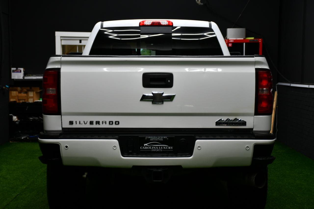 Chevrolet Silverado 2500HD High Country Crew Cab Short Box 4WD 2015