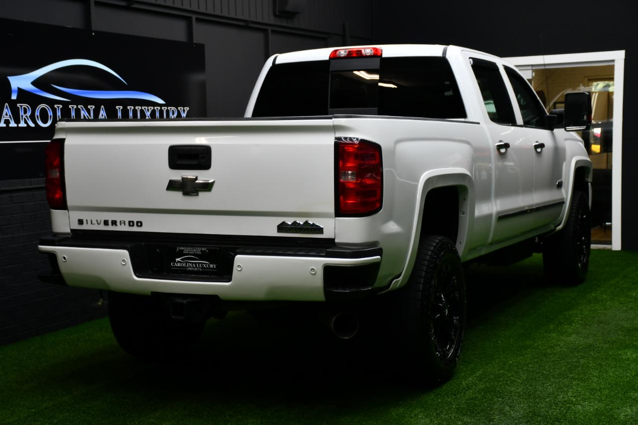 Chevrolet Silverado 2500HD High Country Crew Cab Short Box 4WD 2015