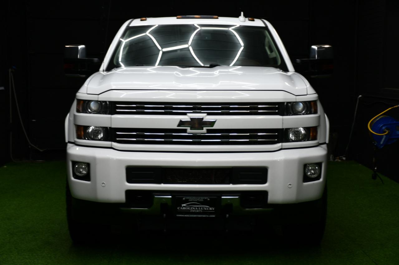 Chevrolet Silverado 2500HD High Country Crew Cab Short Box 4WD 2015