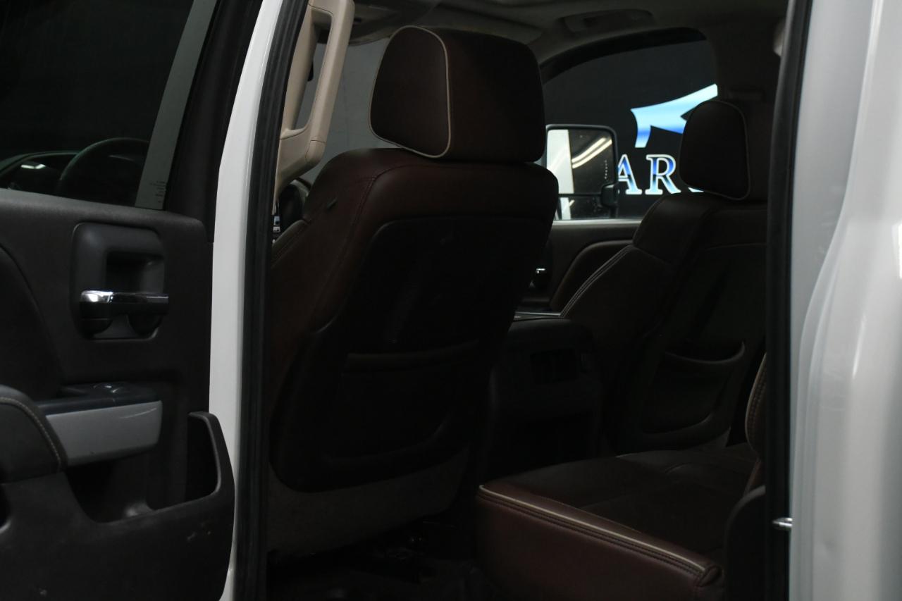 Chevrolet Silverado 2500HD High Country Crew Cab Short Box 4WD 2015