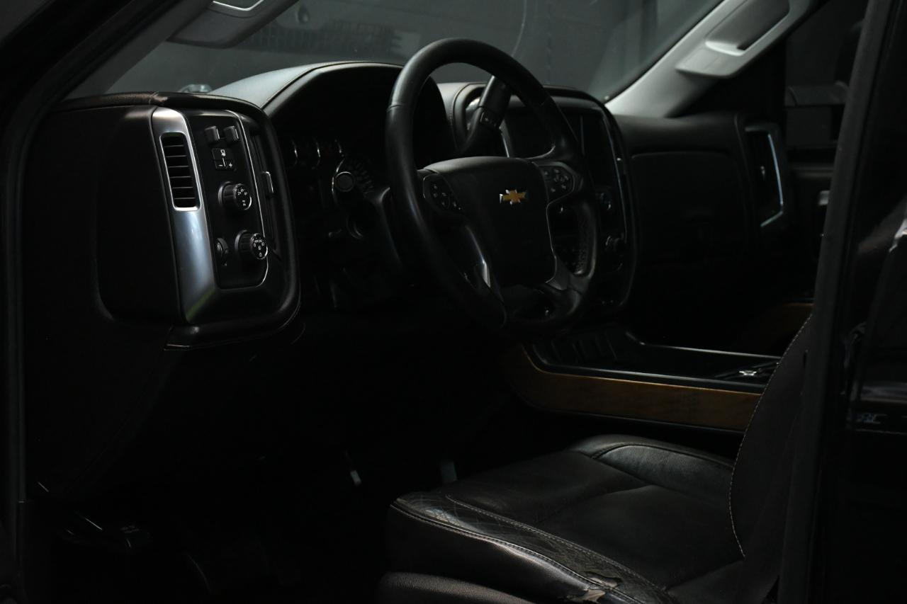 Chevrolet Silverado 3500HD LTZ Crew Cab 4WD 2015