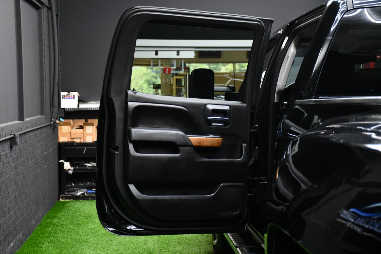Chevrolet Silverado 3500HD LTZ Crew Cab 4WD 2015
