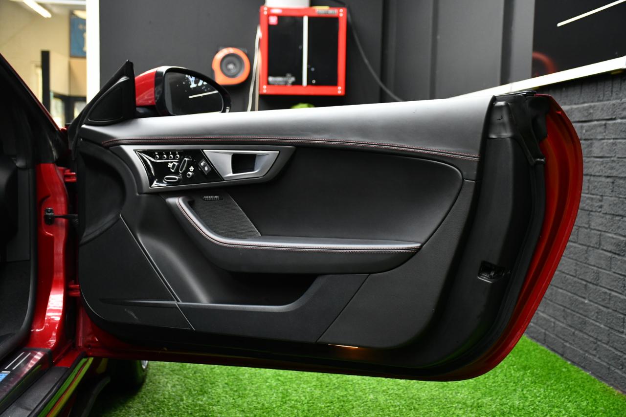 Jaguar F-Type R Convertible AWD 2016