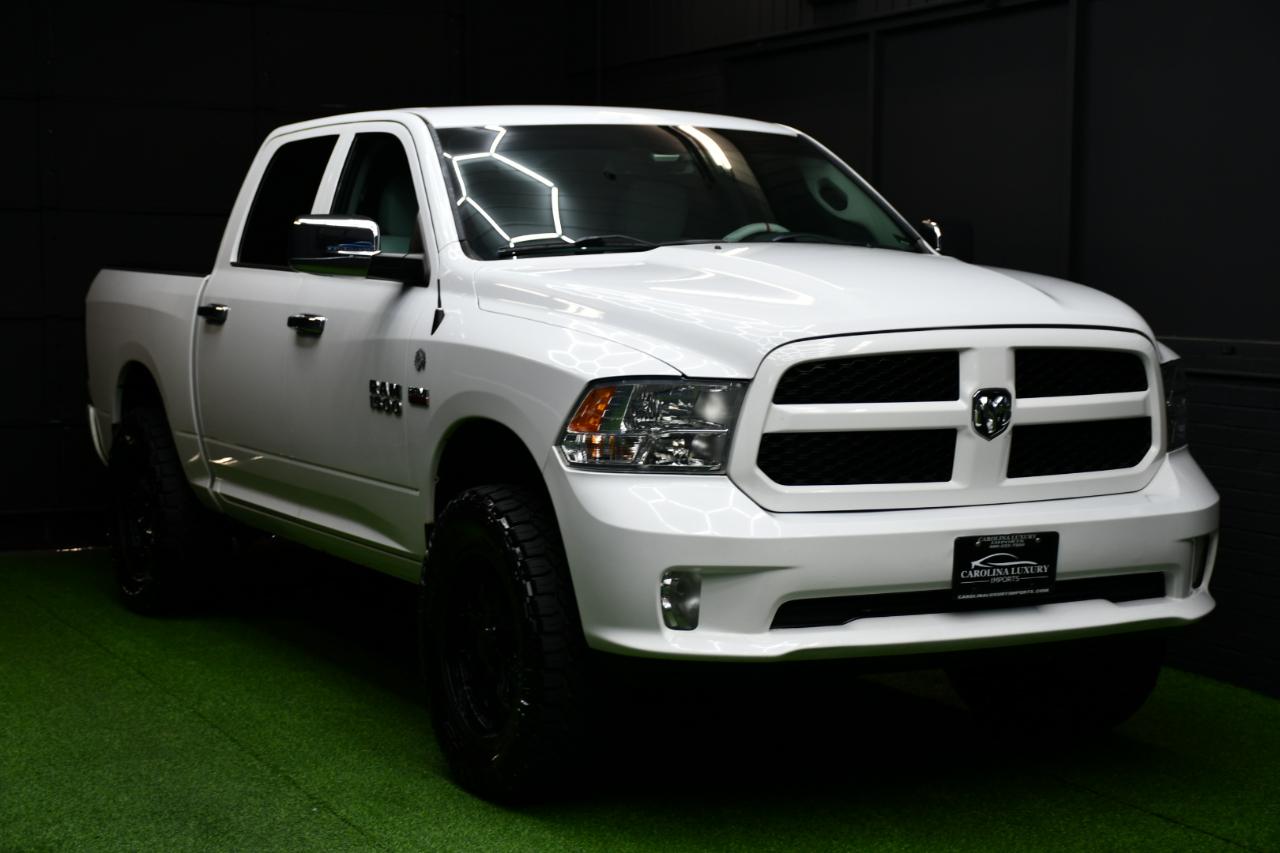 RAM 1500 Tradesman Crew Cab SWB 4WD 2017