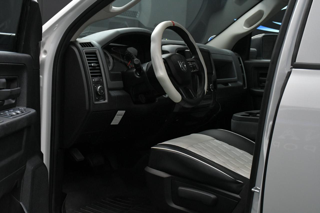 RAM 1500 Tradesman Crew Cab SWB 4WD 2017