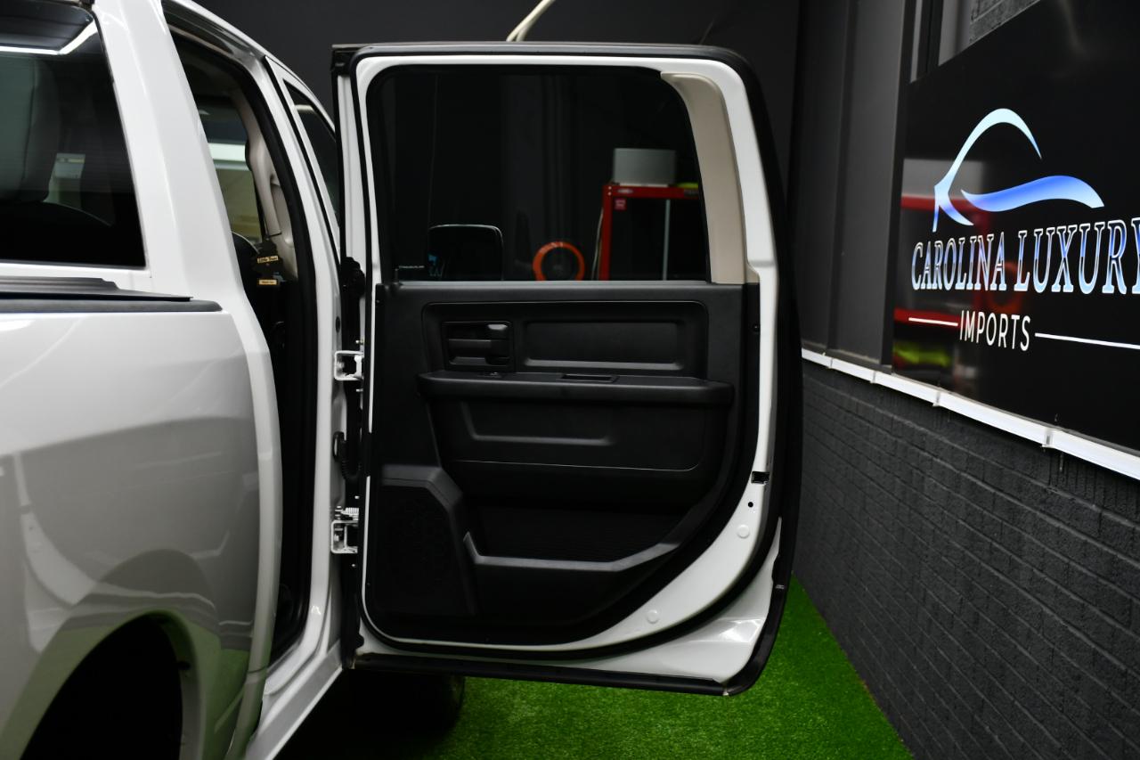 RAM 1500 Tradesman Crew Cab SWB 4WD 2017