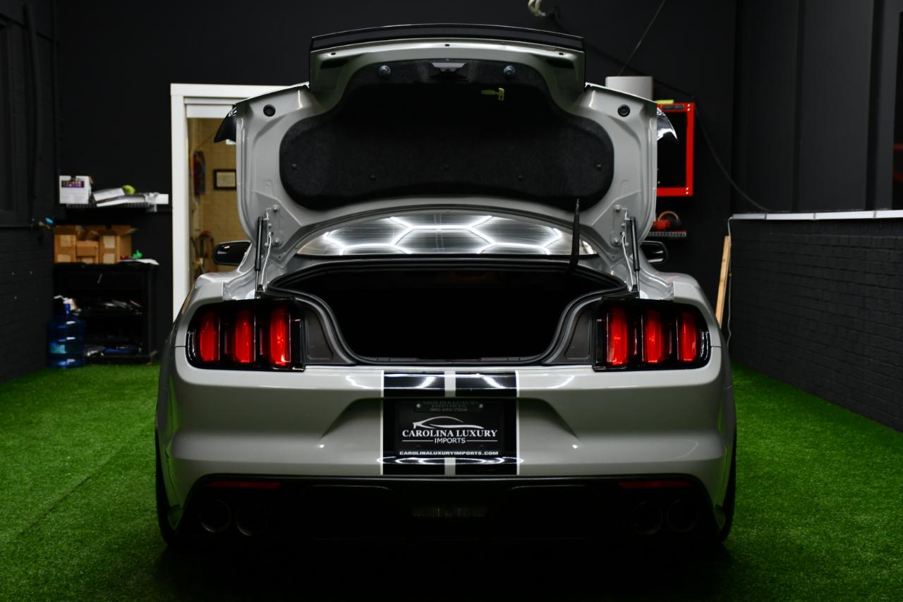 Ford Shelby GT350 Base 2017