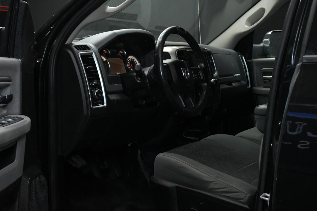 RAM 3500 SLT Crew Cab SWB 4WD 2016