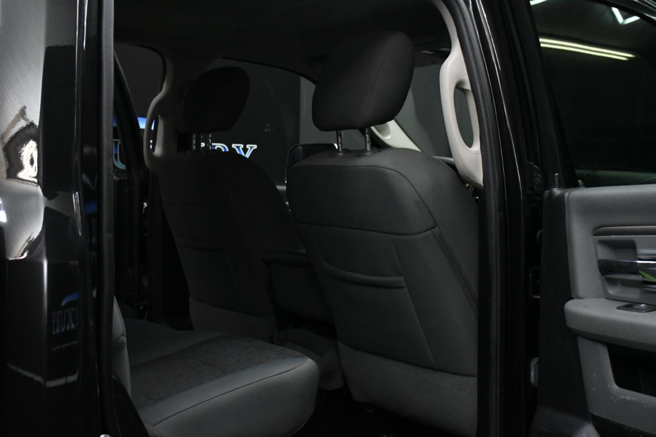 RAM 3500 SLT Crew Cab SWB 4WD 2016