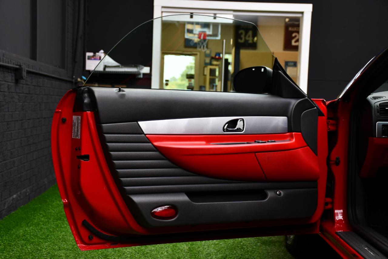 Ford Thunderbird Deluxe 2002