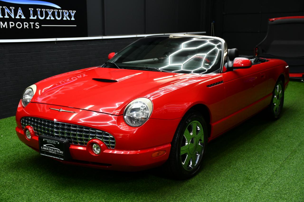 Ford Thunderbird Deluxe 2002