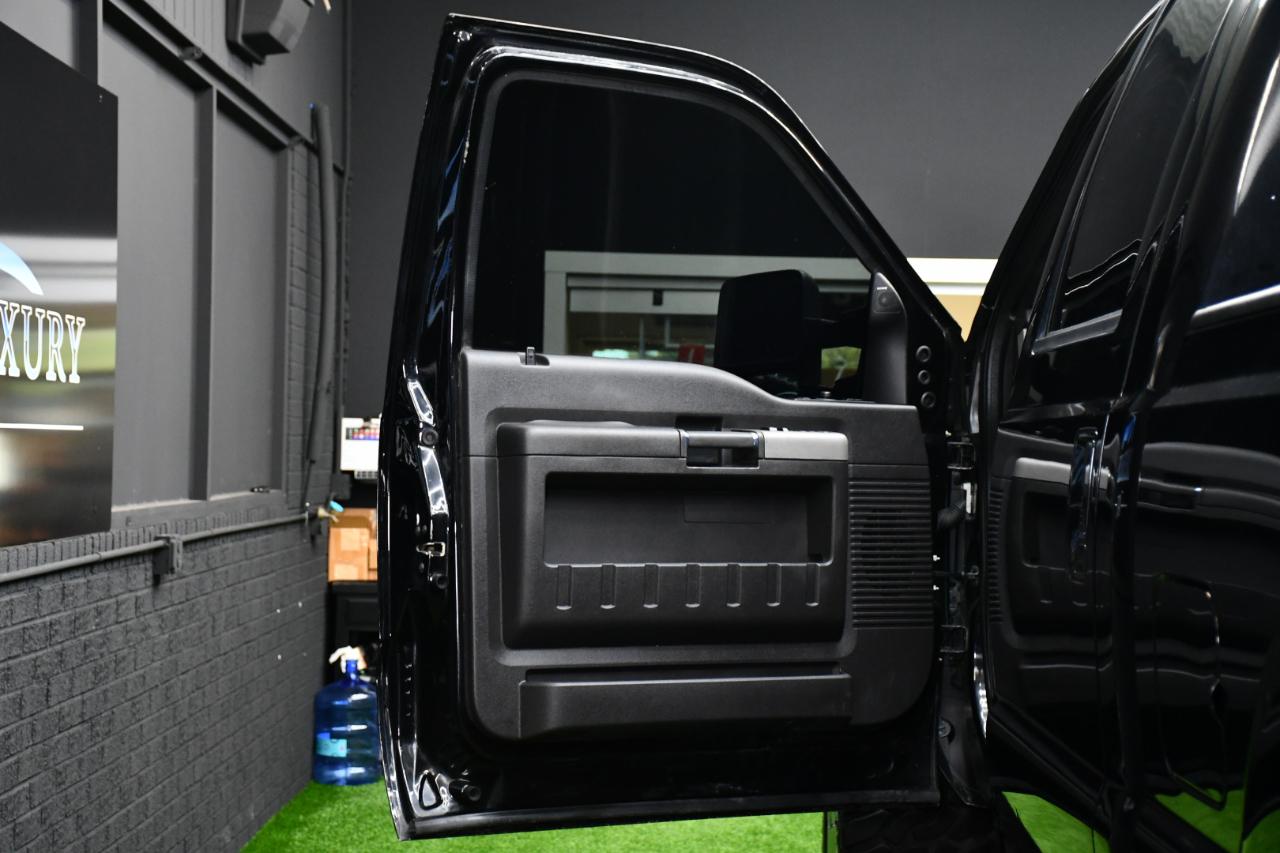 Ford F-250 SD XLT Crew Cab Long Bed 4WD 2016