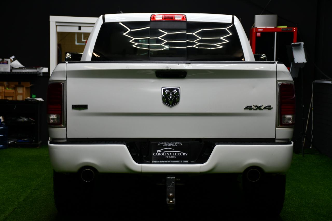 RAM 1500 Laramie Crew Cab SWB 4WD 2015