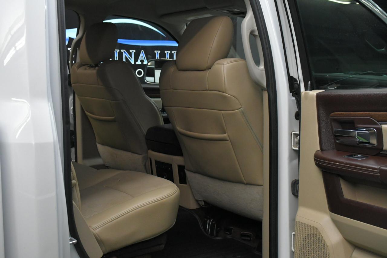 RAM 1500 Laramie Crew Cab SWB 4WD 2015