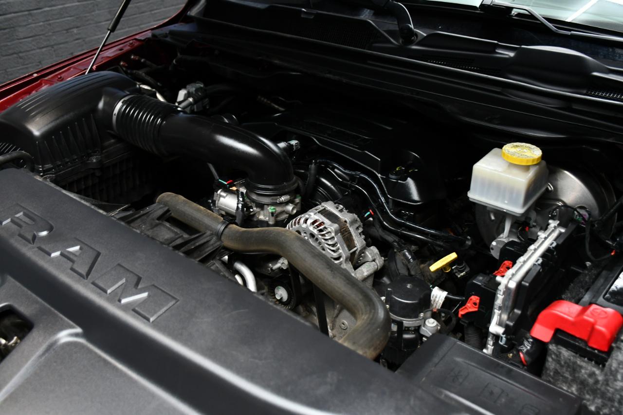 RAM 1500 Laramie Quad Cab 4WD 2019