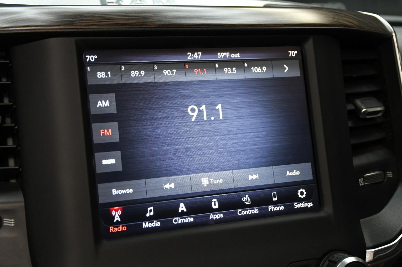 RAM 1500 Laramie Quad Cab 4WD 2019