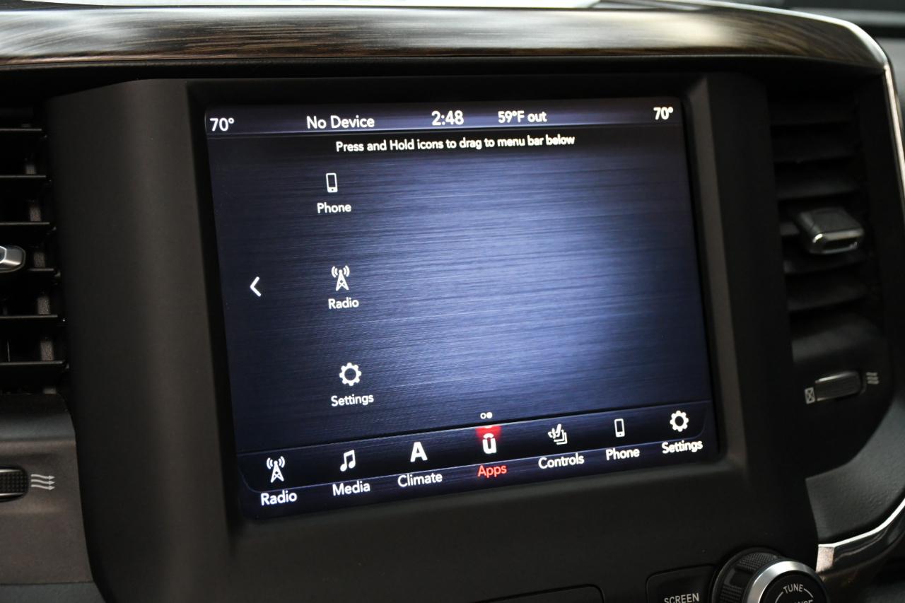 RAM 1500 Laramie Quad Cab 4WD 2019