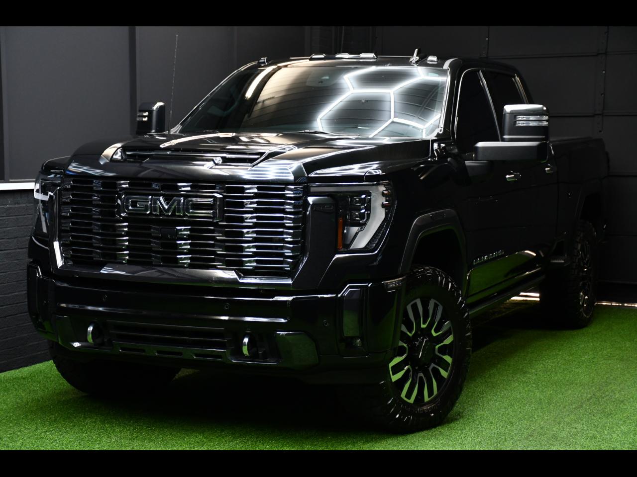 GMC Sierra 2500HD Denali Ultimate Crew Cab 4WD 2024