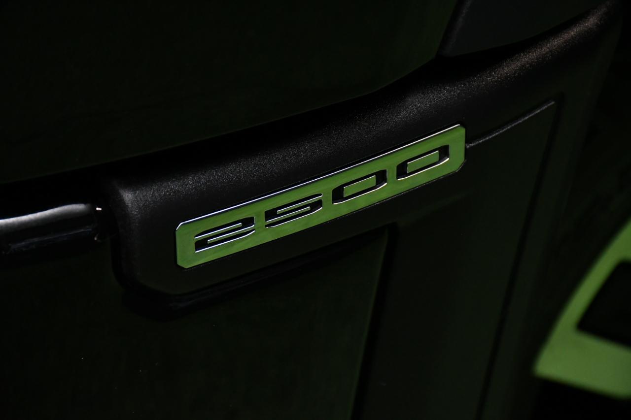 GMC Sierra 2500HD Denali Ultimate Crew Cab 4WD 2024