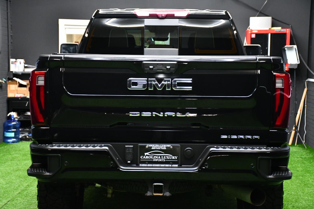 GMC Sierra 2500HD Denali Ultimate Crew Cab 4WD 2024