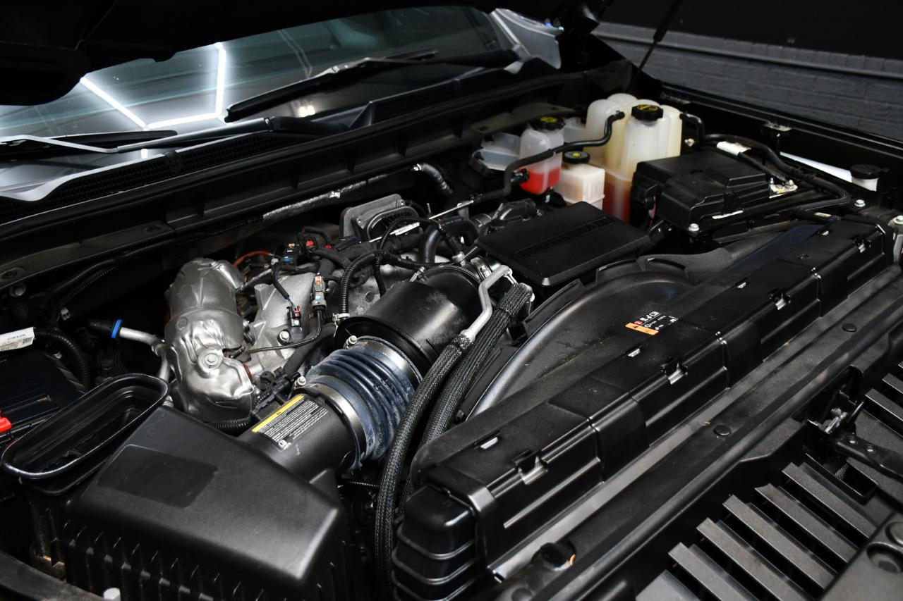 GMC Sierra 2500HD Denali Ultimate Crew Cab 4WD 2024