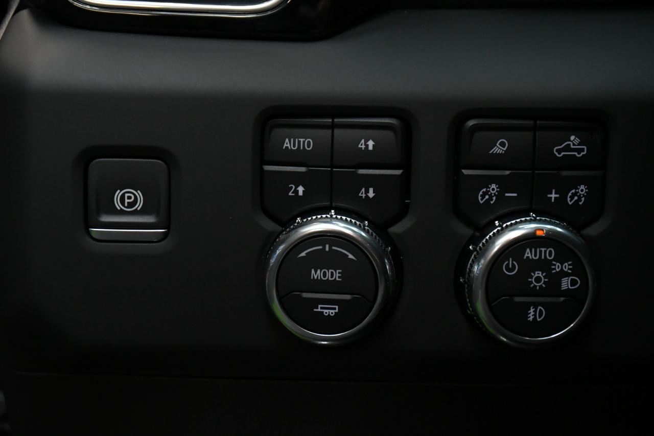 GMC Sierra 2500HD Denali Ultimate Crew Cab 4WD 2024