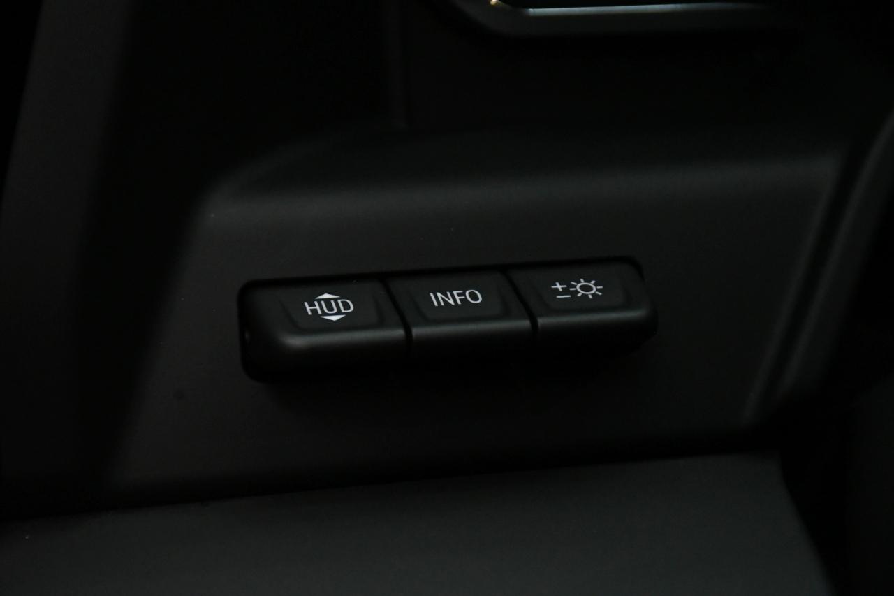 GMC Sierra 2500HD Denali Ultimate Crew Cab 4WD 2024